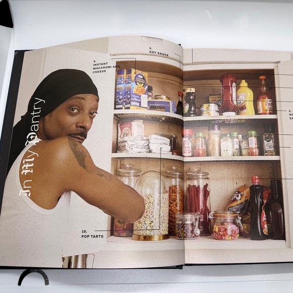 From Crook to Cook, Snoop Dogg Cook Book - Picture 4 of 5